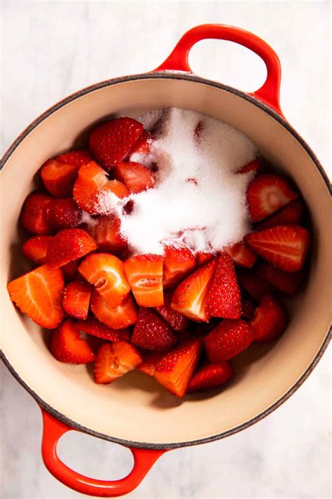 homemade-strawberry-sauce-strawberry-topping image
