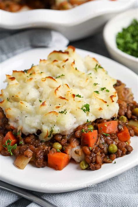 easy-lentil-shepherds-pie-vegetarian image