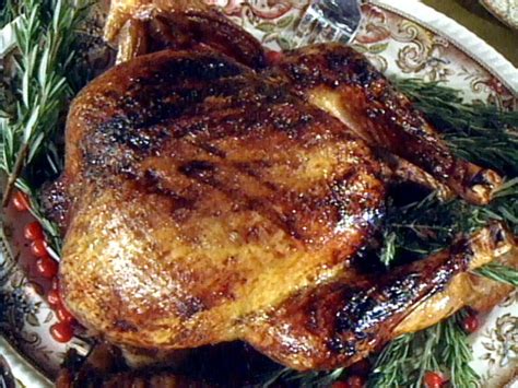 9-easy-turkey-glaze-ideas-how-to-glaze-a-turkey image