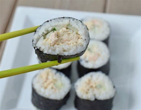 homemade-spicy-tuna-rolls-simple-and-delicious image