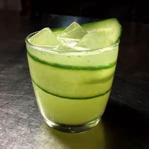 6-cucumber-cocktails-you-need-to-make-right-now image