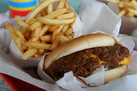 chili-burger-wikipedia image