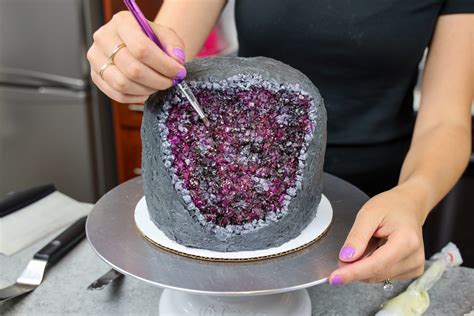 geode-cake-easy-recipe-tutorial-w-rock-candy-chelsweets image