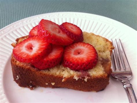 strawberry-pound-cake-recipe-serious-eats image