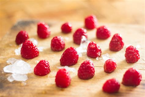how-to-freeze-raspberries-15-steps-with-pictures image