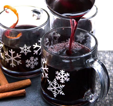 swedish-glogg-hot-spiced-mulled-wine-l-panning image