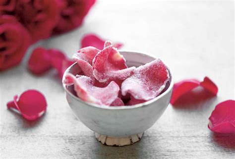 candied-rose-petals-leites-culinaria image