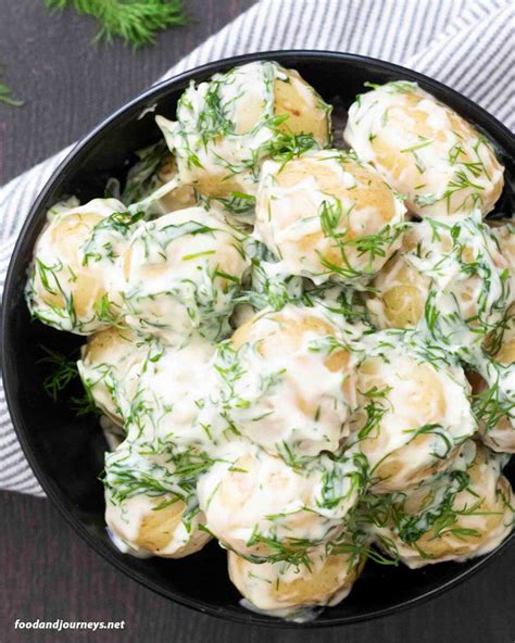 swedish-potatoes-with-dill-cream-sauce-food-and image