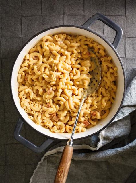 one-pot-macaroni-and-cheese-ricardo-ricardo-cuisine image