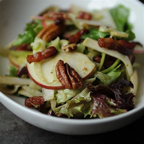 not-too-virtuous-salad-with-caramelized-apple image