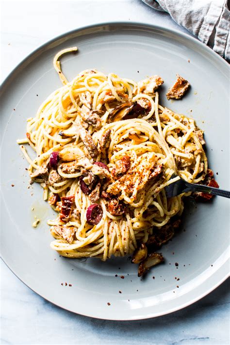 creamy-goat-cheese-and-sun-dried-tomato-pasta-with image