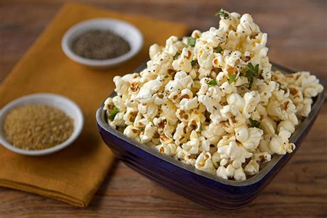 spicy-curry-popcorn-woodland-foods image