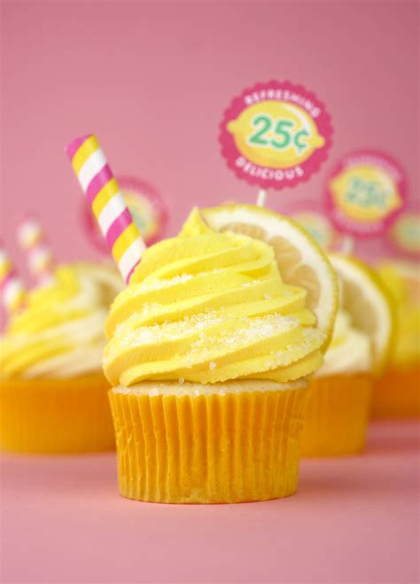 lemonade-cupcakes-bakerella image