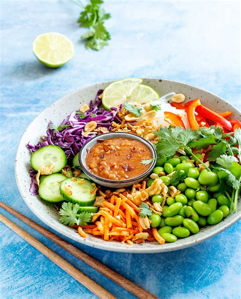 rice-noodle-salad-w-spicy-peanut-sauce-green-evi image