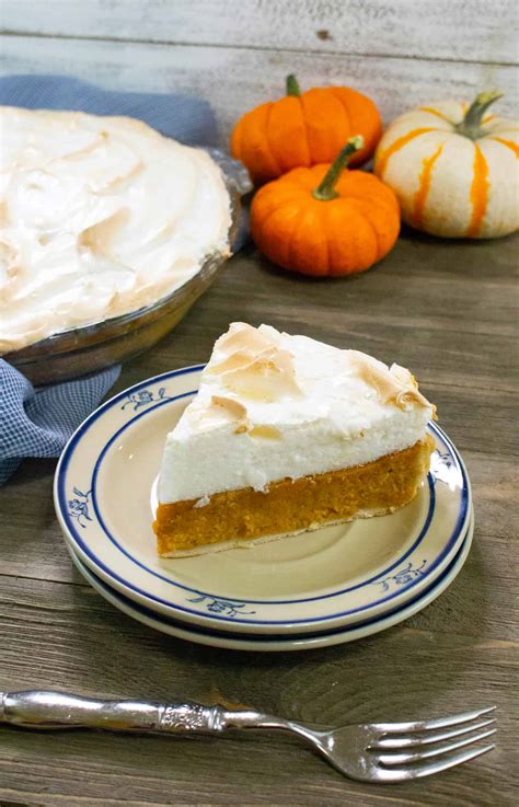 pumpkin-meringue-pie-sweet-peas-kitchen image
