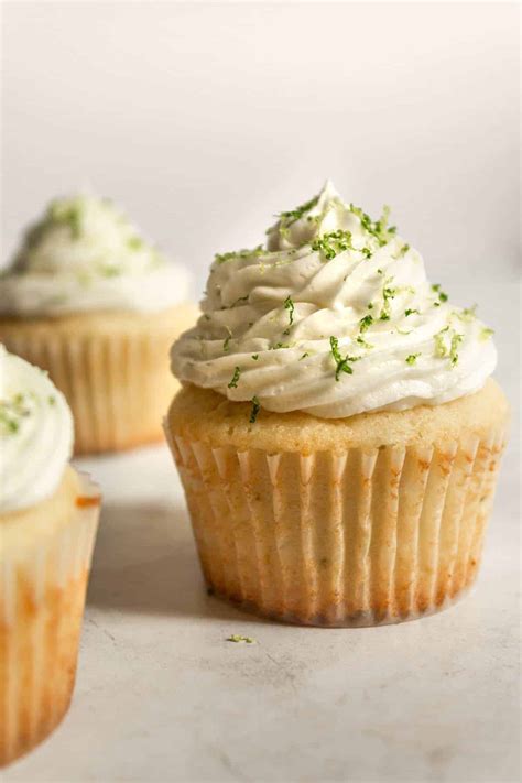 key-lime-cupcakes-with-key-lime-buttercream-bake image
