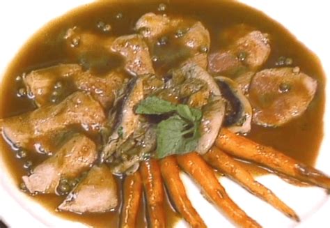 duck-with-green-peppercorn-sauce-cooking-techniques image