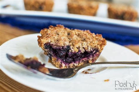 how-to-make-cereal-pie-crust-for-mini-blueberry-pies image