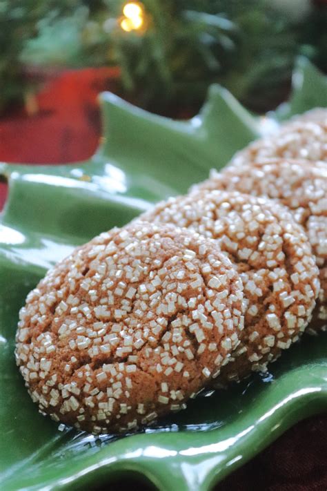 ginger-molasses-cookies-with-crystallized-ginger image