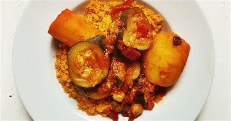 moroccan-and-tunisian-couscous-sorted-food image