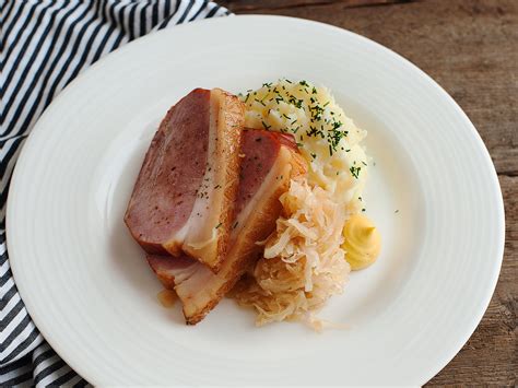 sauerkraut-with-kassler-and-mashed-potatoes image