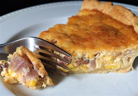 bacon-corn-cheddar-pie-noodle-in-the-kitchen image