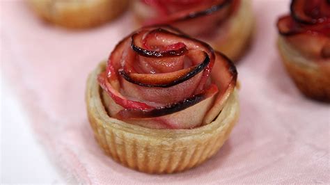 baked-apple-roses-ctv image