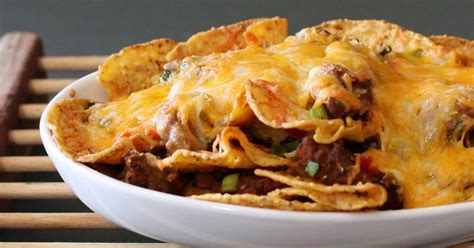10-best-baked-nachos-with-ground-beef image