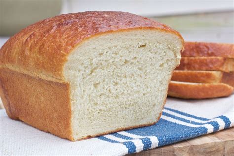 old-fashioned-soft-white-bread-recipe-divas-can-cook image