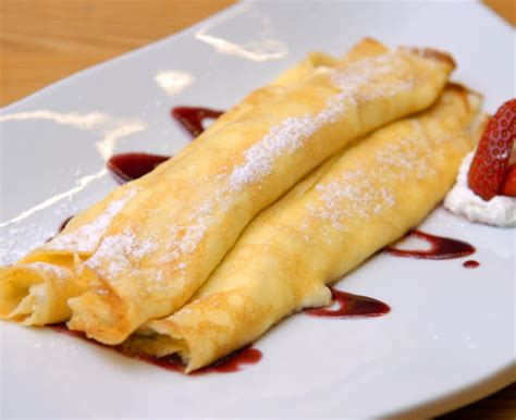 passover-cheese-blintzes-recipe-with-sour-cream image