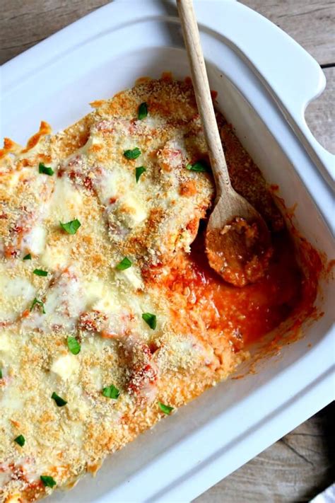 slow-cooker-chicken-parmesan-lasagna-casserole image