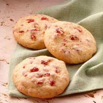 cranberry-cornmeal-cookies-recipe-land-olakes image