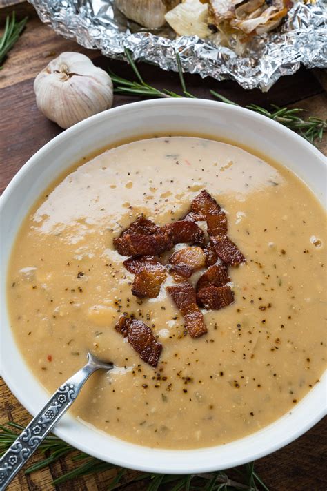 rosemary-and-roasted-garlic-white-bean-soup image