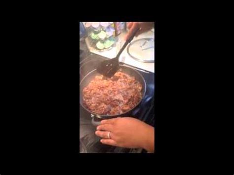 soul-food-smothered-chicken-livers-and-gravy-youtube image