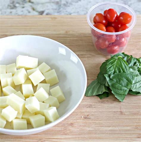 caprese-salad-bites-appetizer-recipe-homemade image