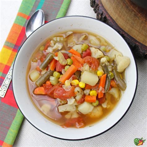 grandmas-homemade-vegetable-soup-recipe-diana image