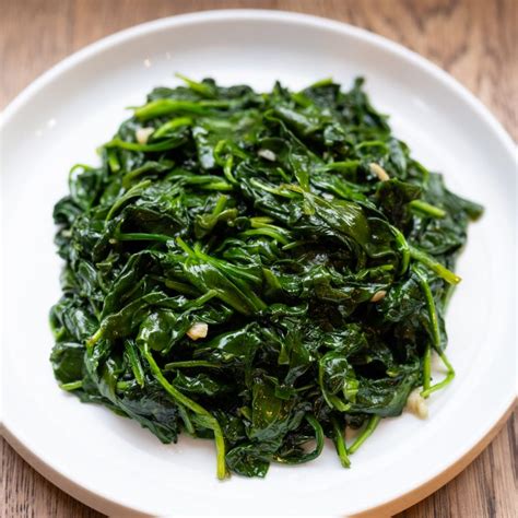 garlic-sesame-spinach-pacific-potluck image