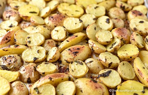 lemon-garlic-parsley-roasted-potatoes-recipe-she image