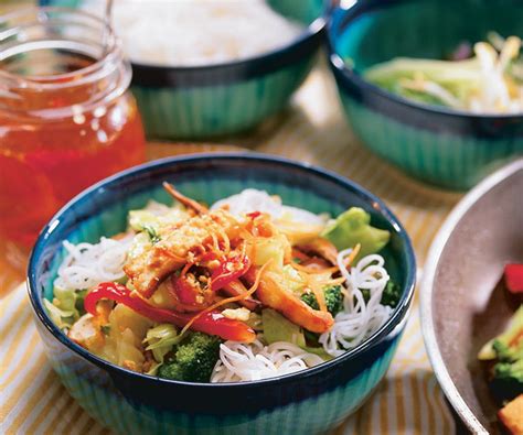 vietnamese-noodle-salads-cool-meals-for-warm-summer image