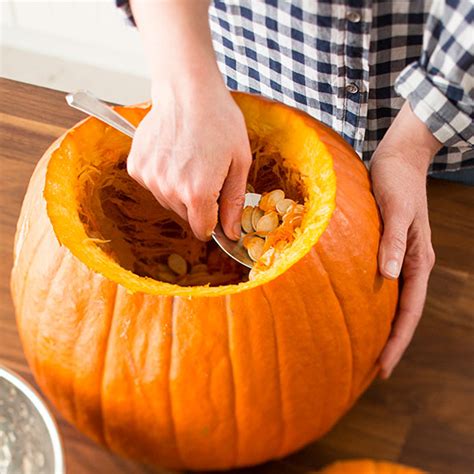 the-best-roasted-pumpkin-seeds-how-to-roast image