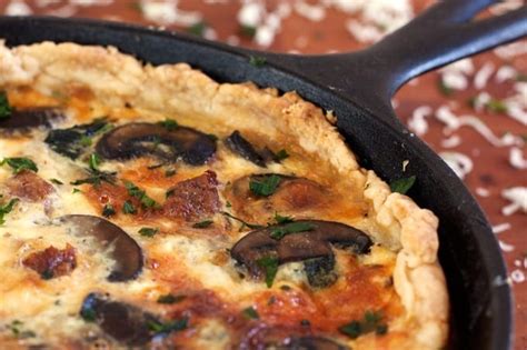 sausage-mushroom-and-spinach-quiche-2teaspoons image