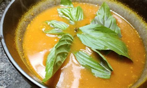 thai-basil-and-garlic-chili-tomato-soup-healthy-thai image