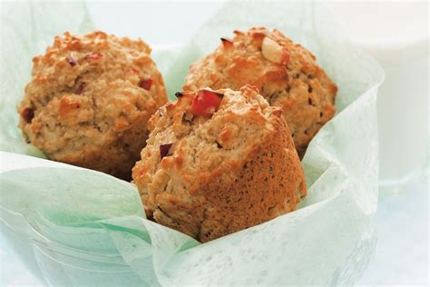 apple-oatmeal-muffins-recipe-with-maple-syrup image