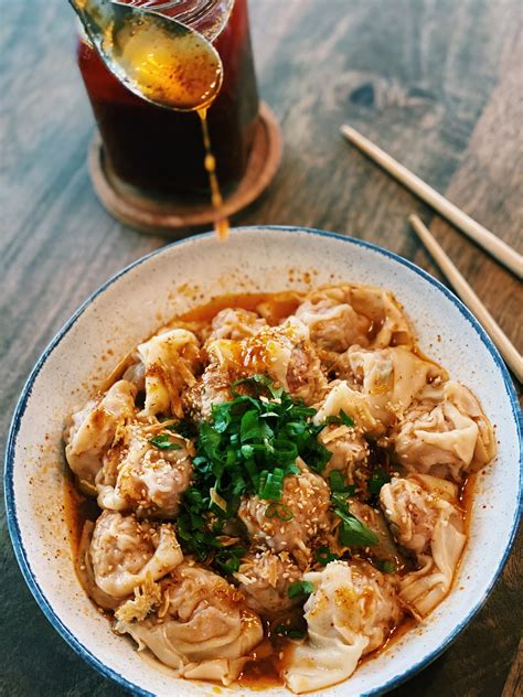 spicy-wontons-ft-best-chili-oil-tiffy-cooks image