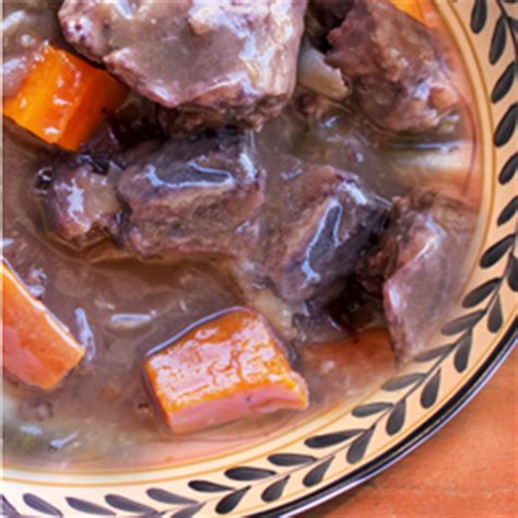 oxtail-stew-rabo-encendido-simple-easy-to-make image