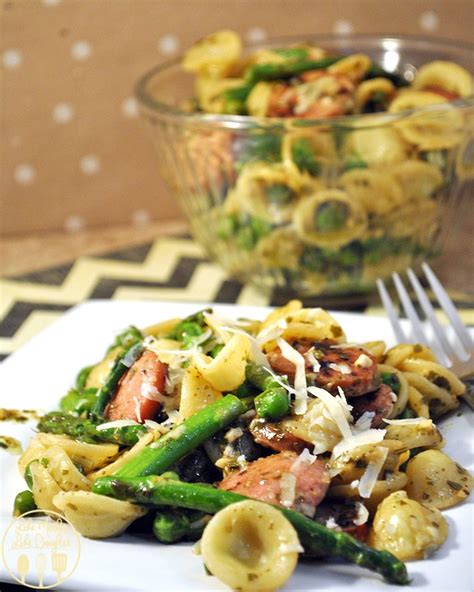 orecchiette-with-chicken-sausage-and-asparagus-lmld image