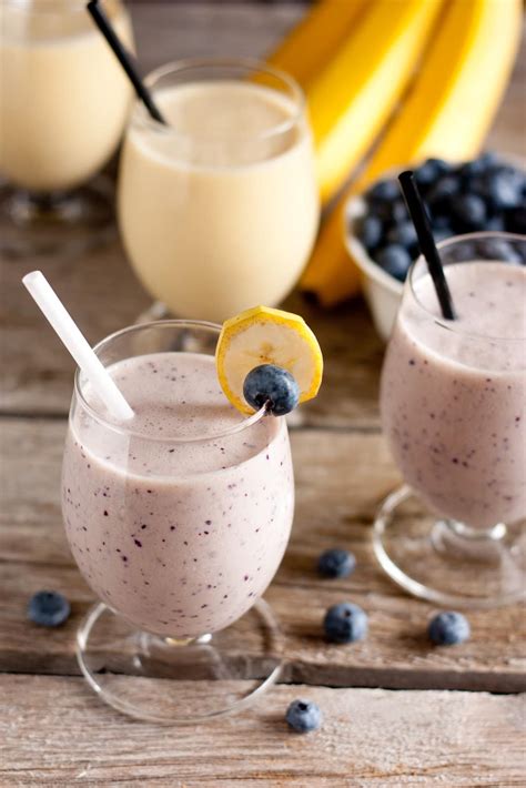 healthy-protein-smoothies-blueberry-banana-pina image