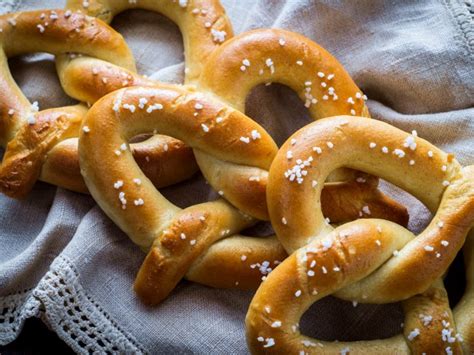ballpark-pretzels-recipe-cdkitchencom image