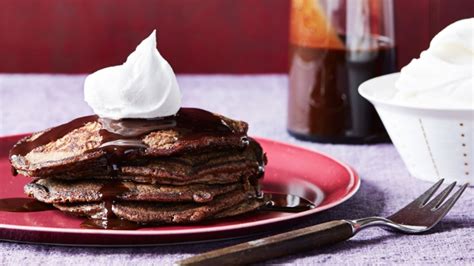 hot-chocolate-pancakes-food-network image