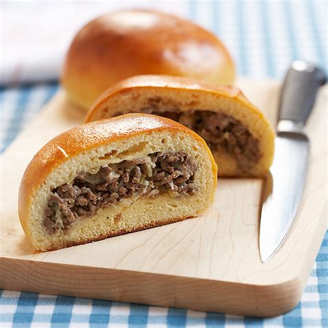 runsas-beef-and-cabbage-buns-with-cheese-cooks image